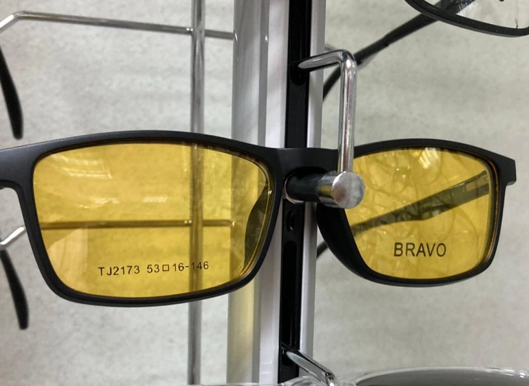 Оправы с Clip-on Bravo
